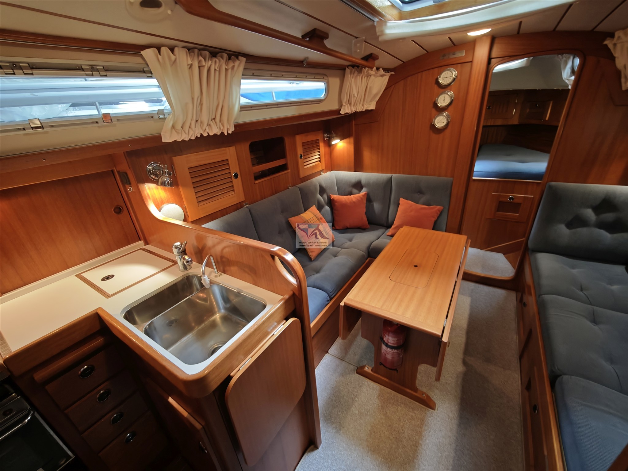 Thumbnail von Hallberg Rassy 34