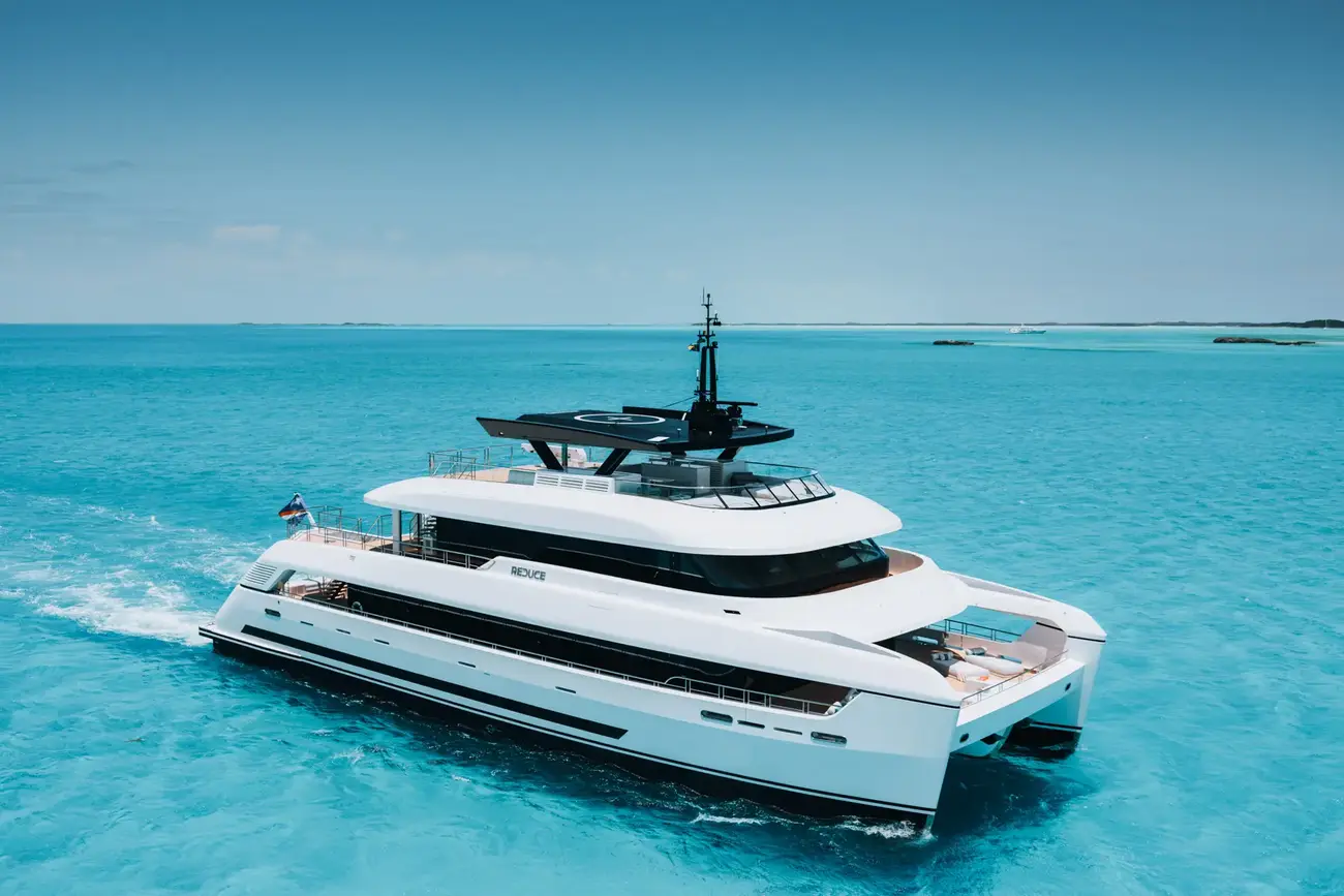 Silver Boats REDUCE SILVER YACHTS REDUCE