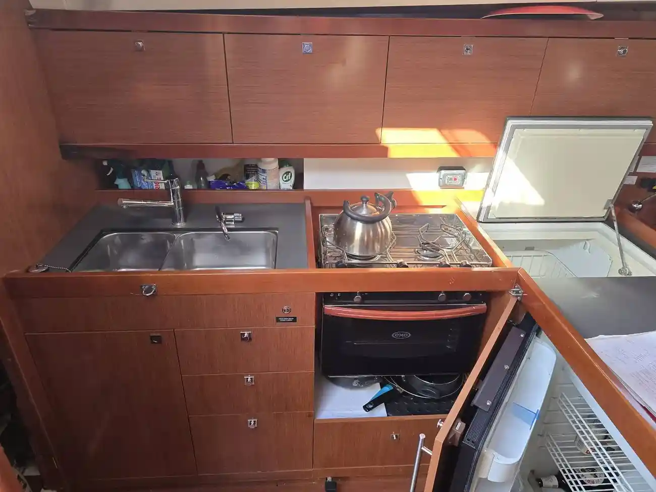 Thumbnail von Beneteau Oceanis 41