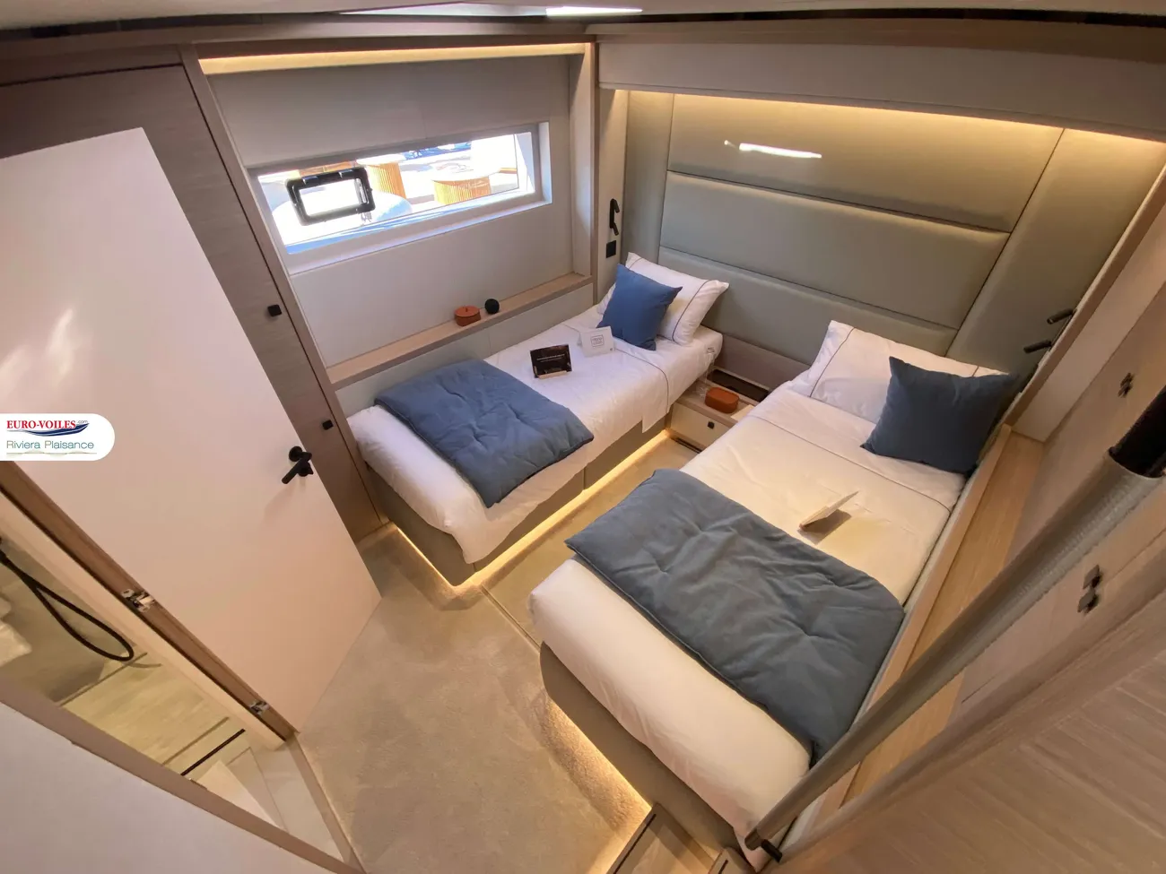 Thumbnail von Lagoon Eighty 2