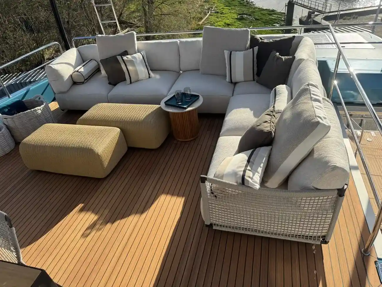 Thumbnail von Lagoon Eighty 3