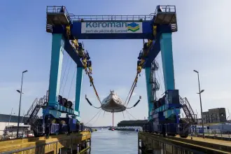 Thumbnail von MULTIPLAST Imoca 60 PRYSMIAN