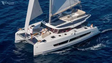 Thumbnail von Fountaine Pajot FP44