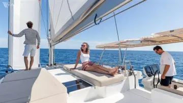 Thumbnail von Fountaine Pajot FP44