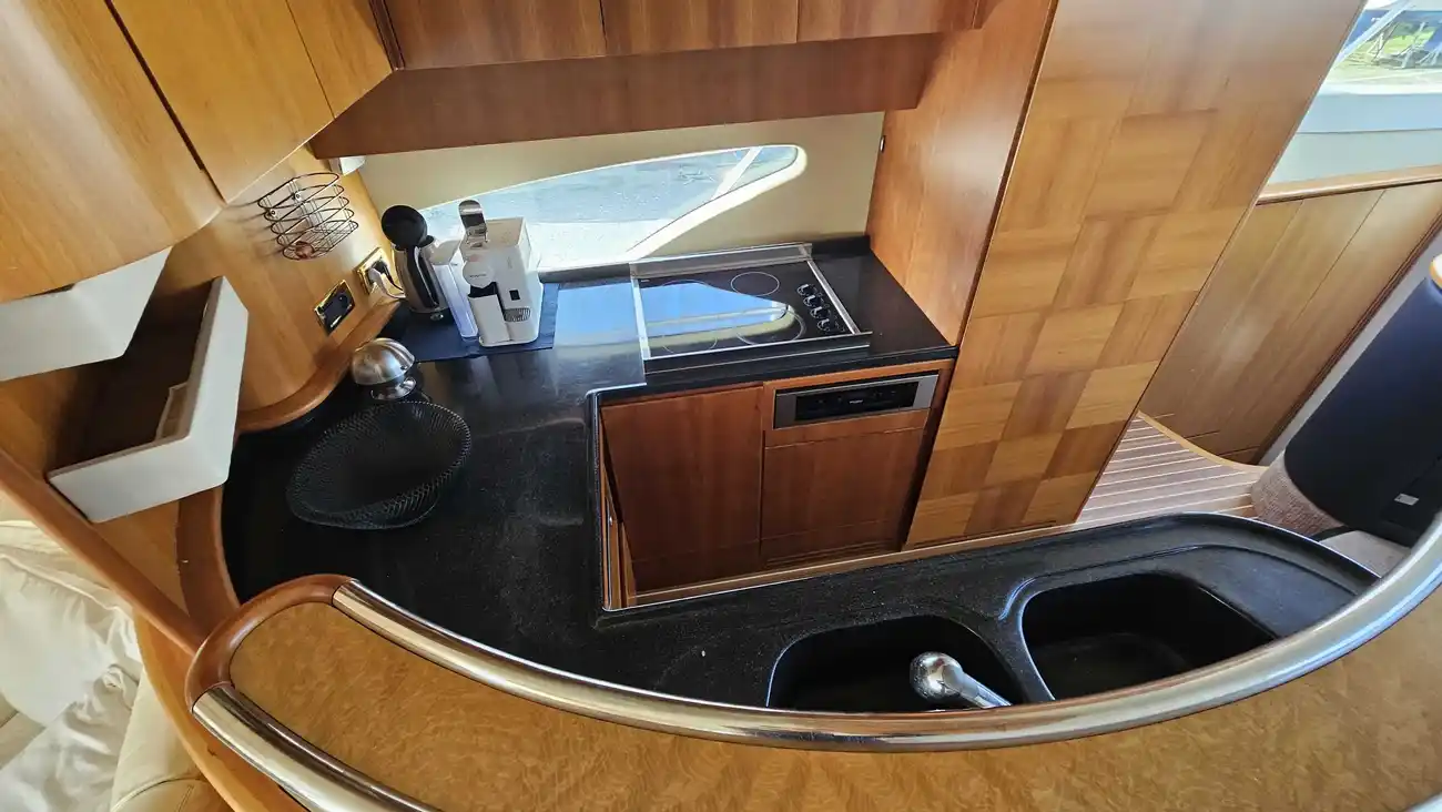 Thumbnail von Azimut 62