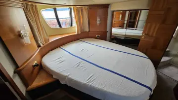 Thumbnail von Azimut 62