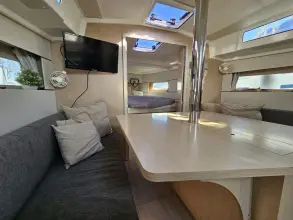 Thumbnail von Beneteau Oceanis 38.1