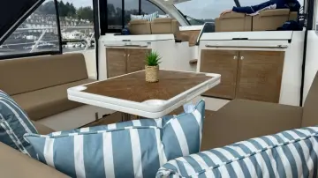 Thumbnail von Sealine SC42 AVALON