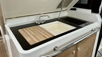 Thumbnail von Sealine SC42 AVALON