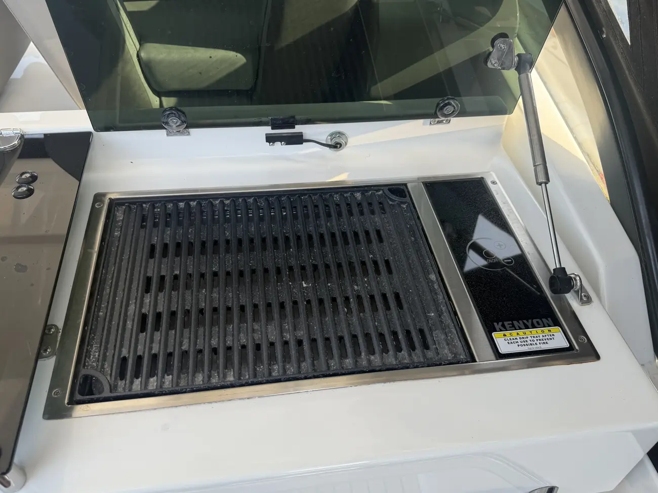 Thumbnail von Beneteau Flyer 10