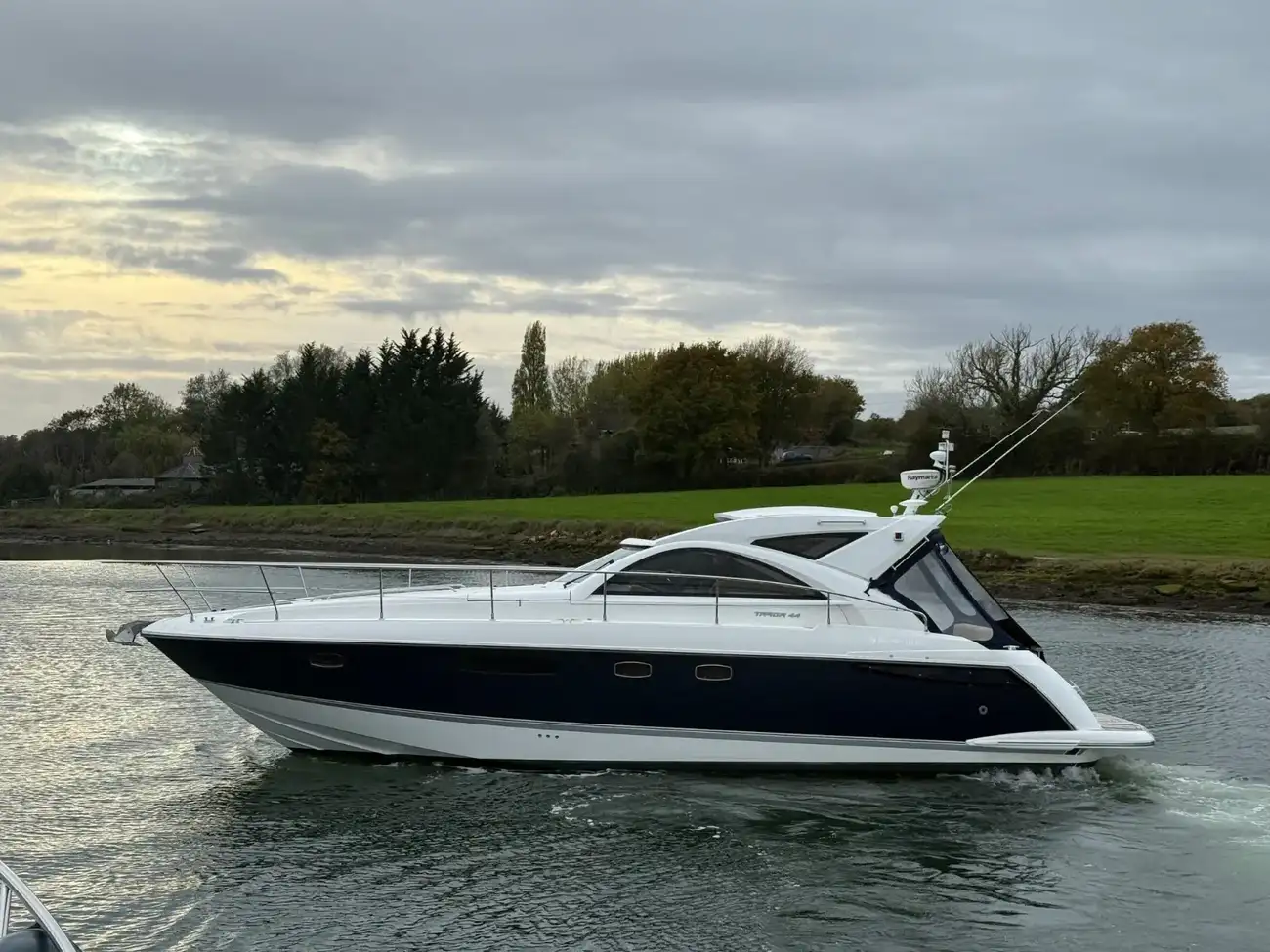 Thumbnail von Fairline Targa 44 GT Faith