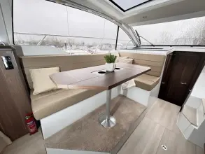 Thumbnail von Sealine C330 Excellent Example