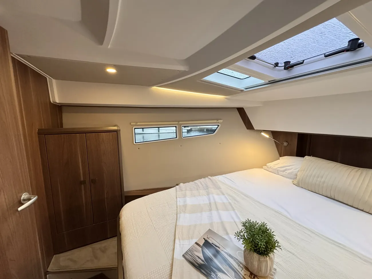 Thumbnail von Sealine C330 Esempio eccellente