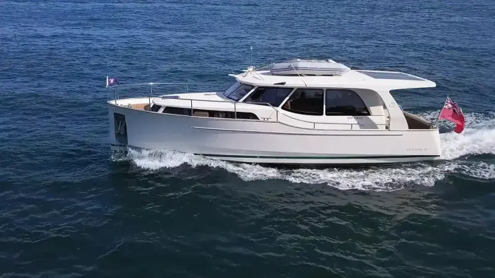 Greenline 33 Ganilly