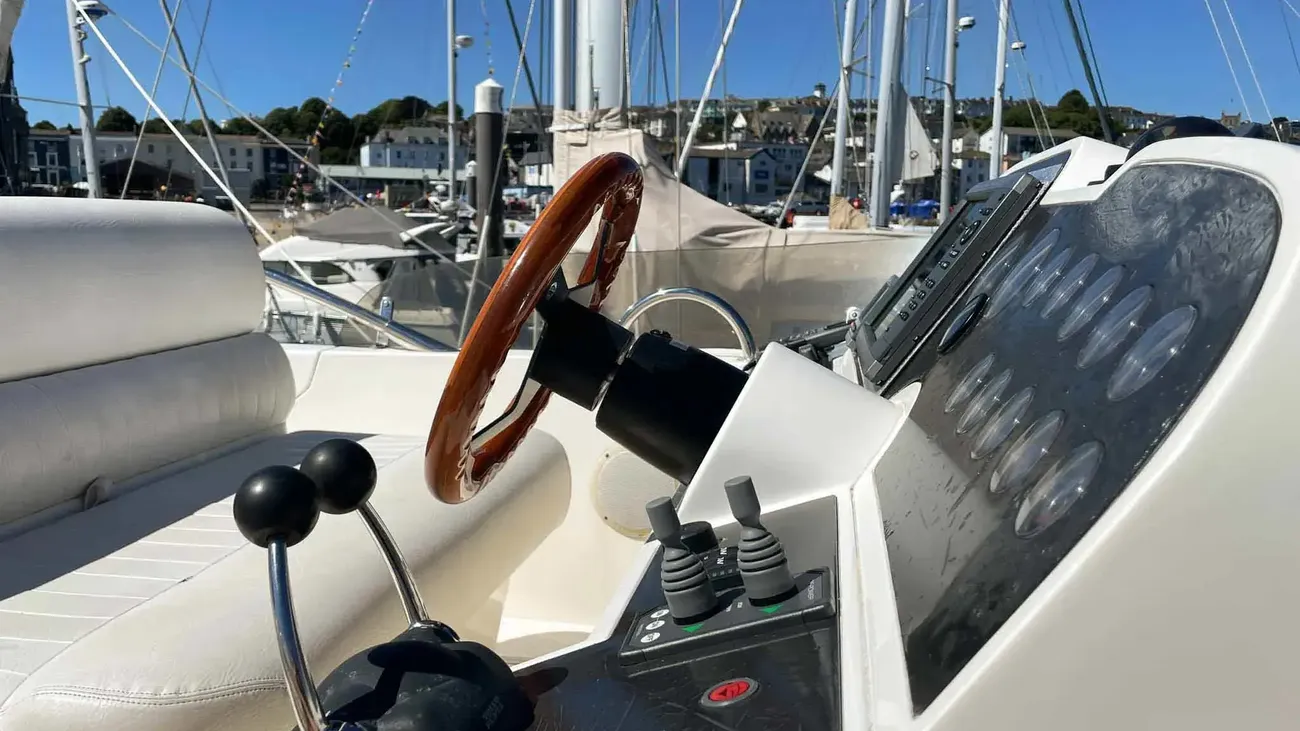 Thumbnail von Sealine F425 Oceanstar