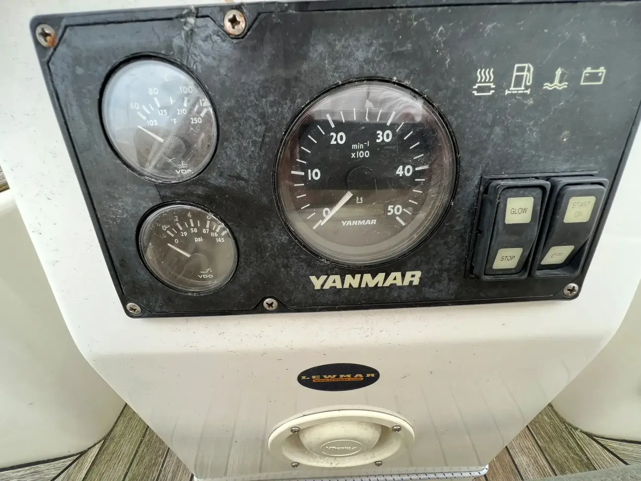 Thumbnail von Southerly 420 Blue dolphin