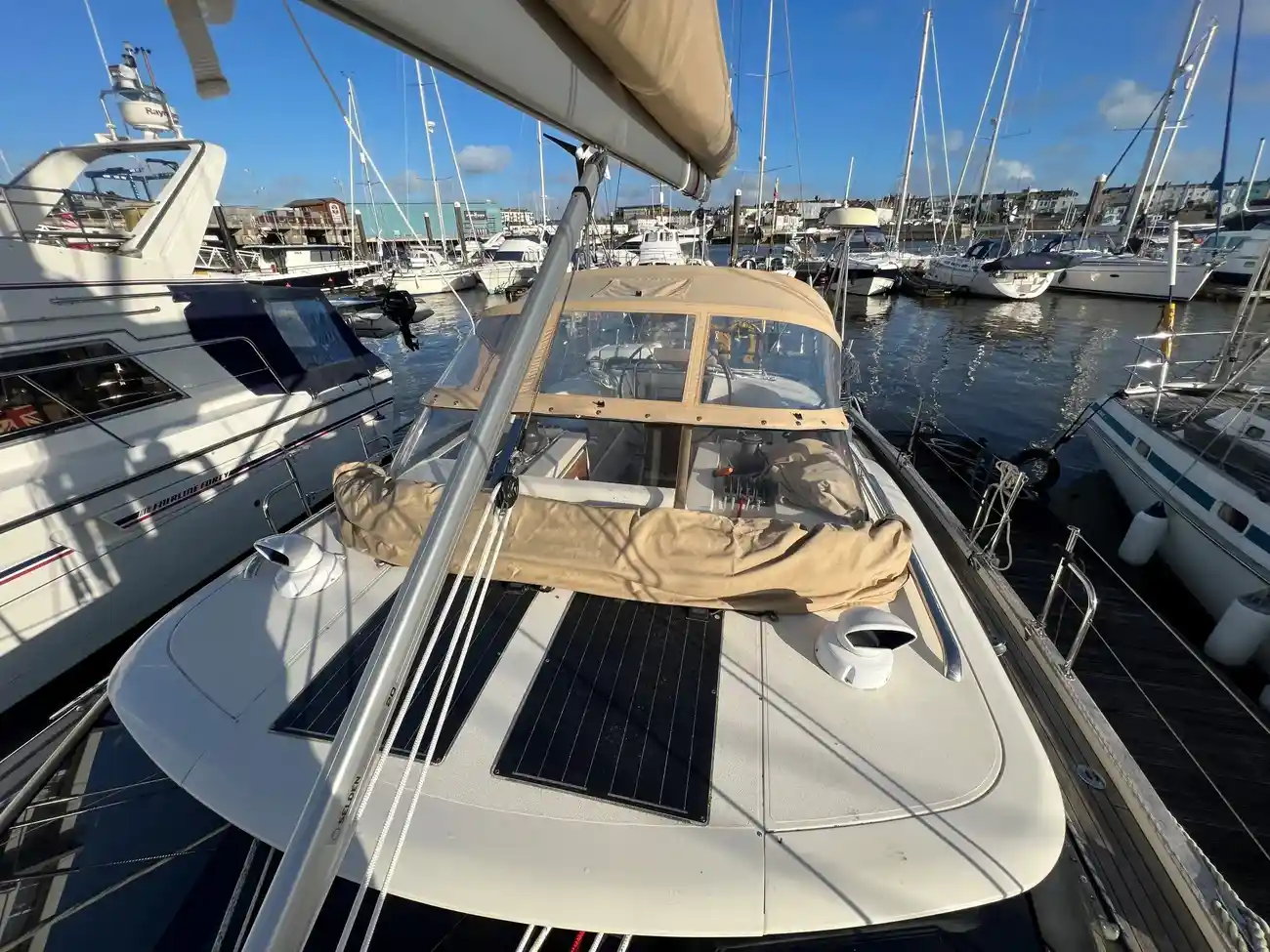 Thumbnail von Southerly 420 Blue dolphin