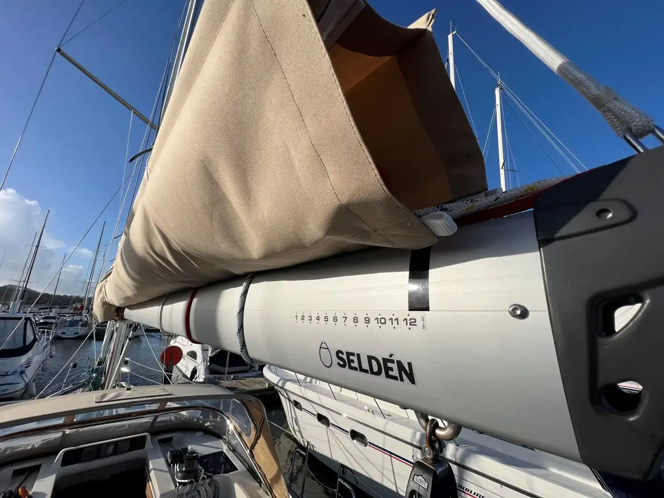 Thumbnail von Southerly 420 Blue dolphin