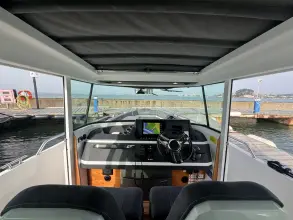 Thumbnail von Axopar 28 Cabin