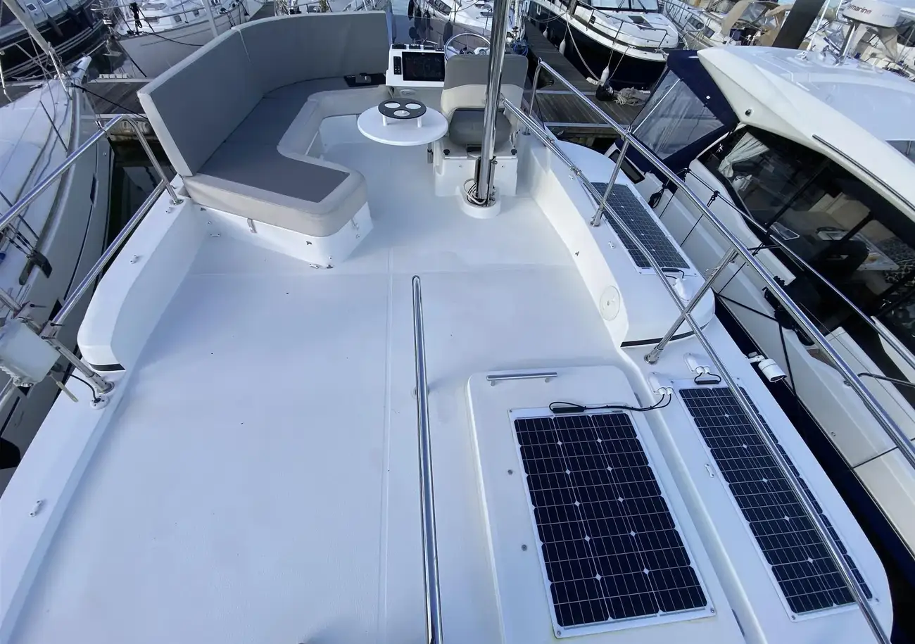 Thumbnail von Beneteau Swift Trawler 30 Ultra Violet
