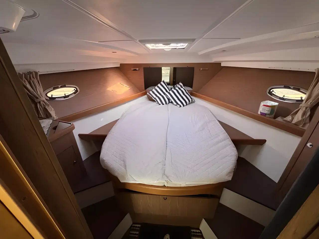 Thumbnail von Beneteau Antares 36