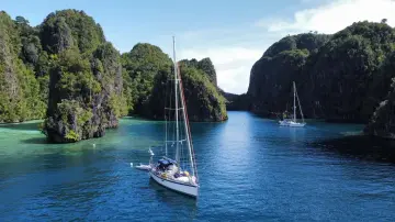 Thumbnail von Hallberg-Rassy 44 TAM LIN