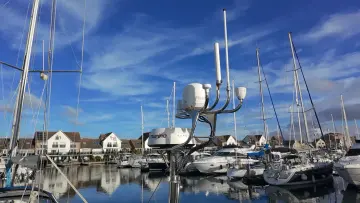 Thumbnail von Hallberg-Rassy 44 TAM LIN