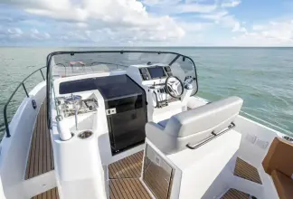Thumbnail von Beneteau Flyer 9 Sundeck