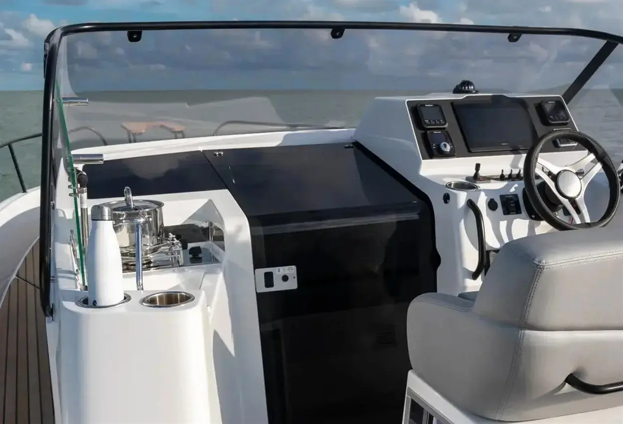 Thumbnail von Beneteau Flyer 9 Sundeck