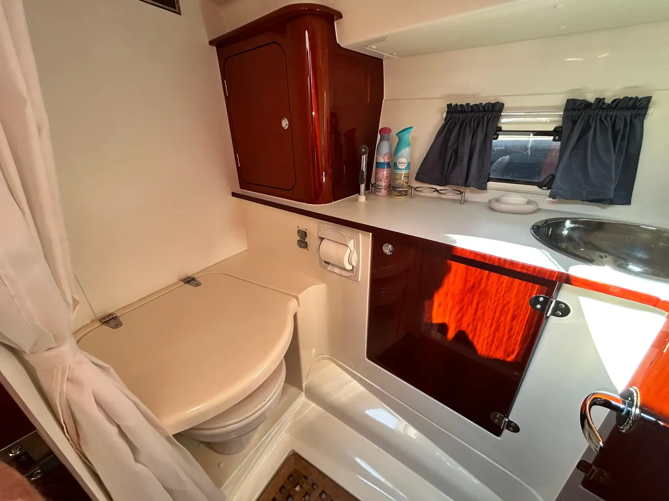 Thumbnail von Aquador 32 C