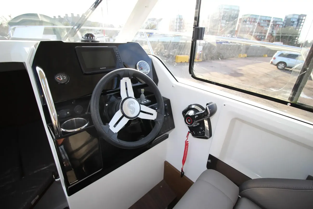 Thumbnail von Beneteau Antares 8