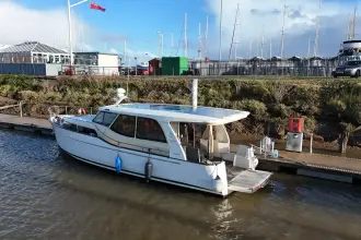 Thumbnail von Greenline 33