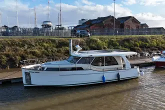 Thumbnail von Greenline 33