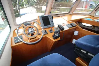 Thumbnail von Hardy Commodore 42