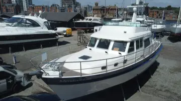 Thumbnail von Hardy Commodore 42