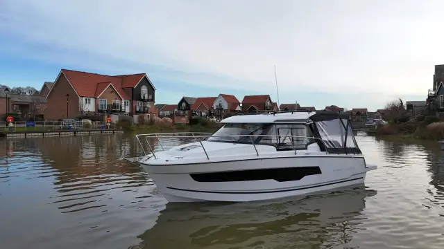 Jeanneau Merry Fisher 795