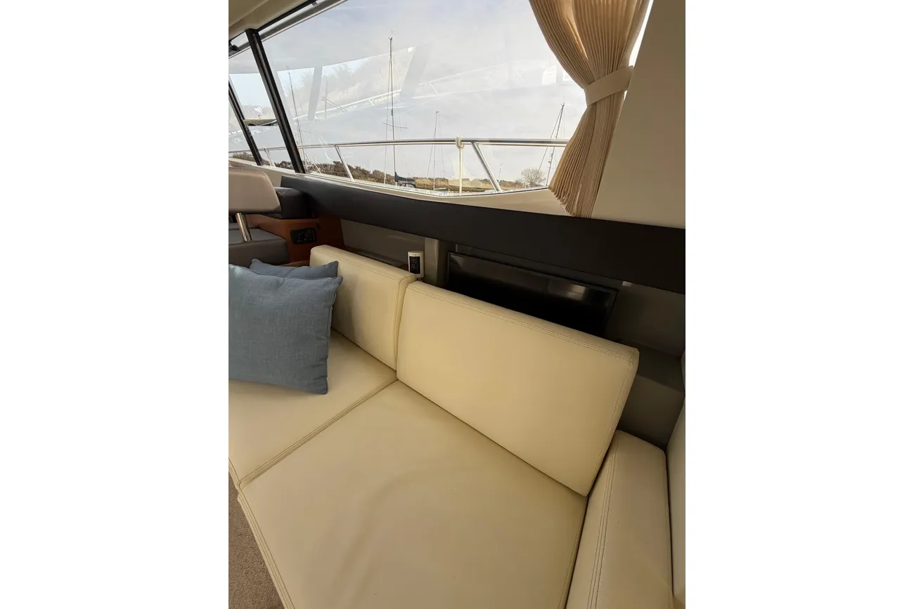 Thumbnail von Prestige 350