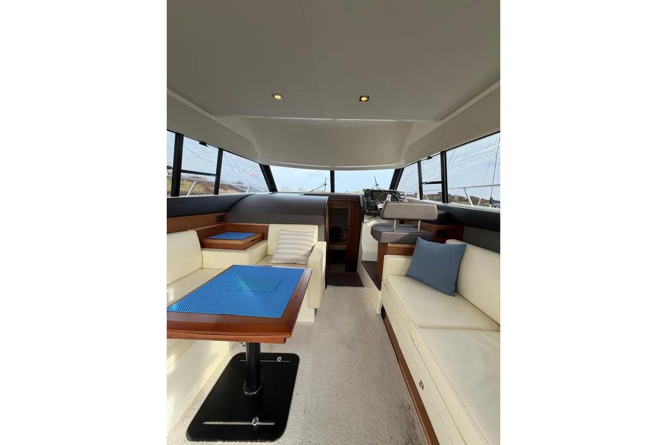 Thumbnail von Prestige 350