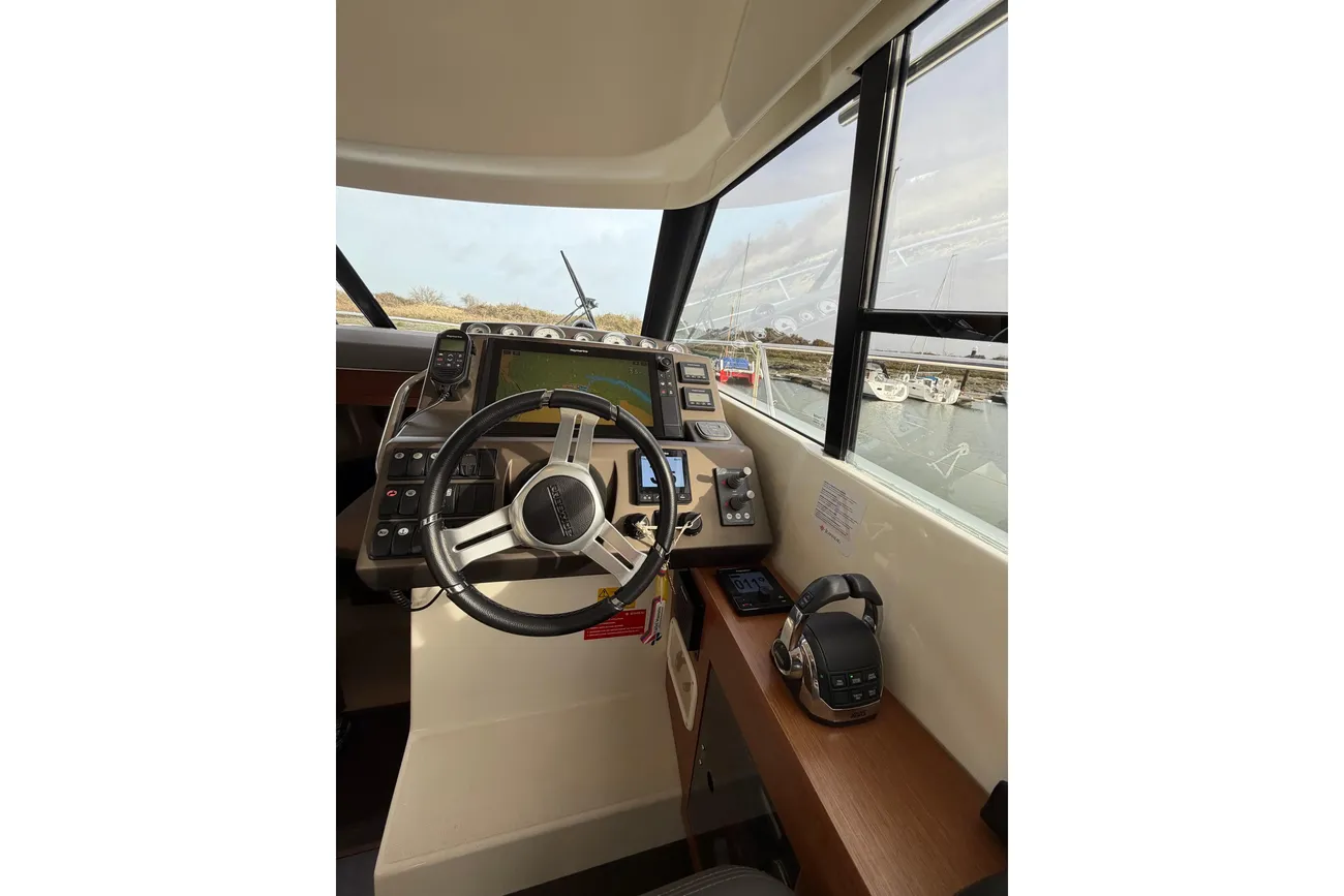 Thumbnail von Prestige 350