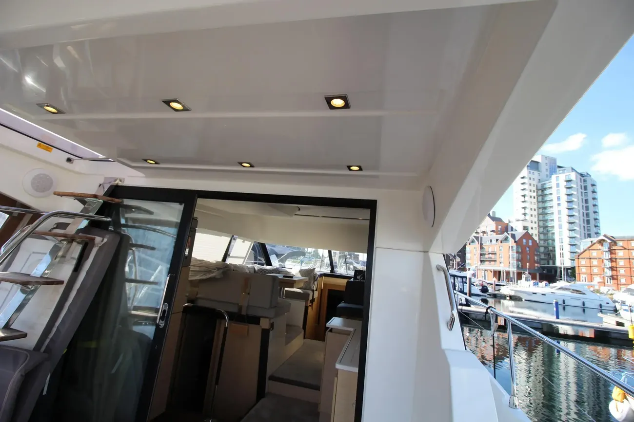 Thumbnail von Prestige 420