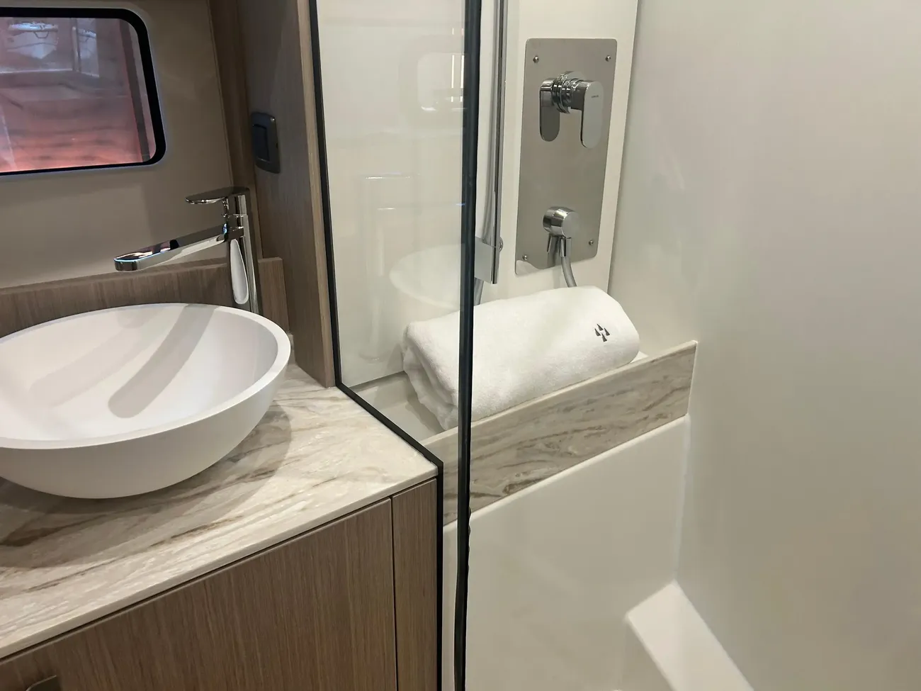 Thumbnail von Prestige F4.3