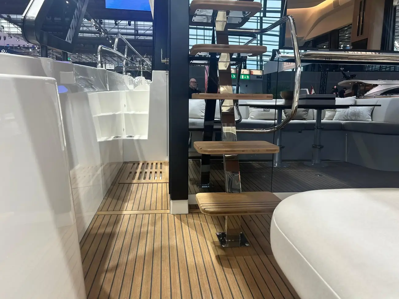 Thumbnail von Prestige F4.3