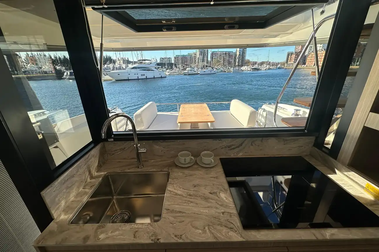 Thumbnail von Prestige F4.9