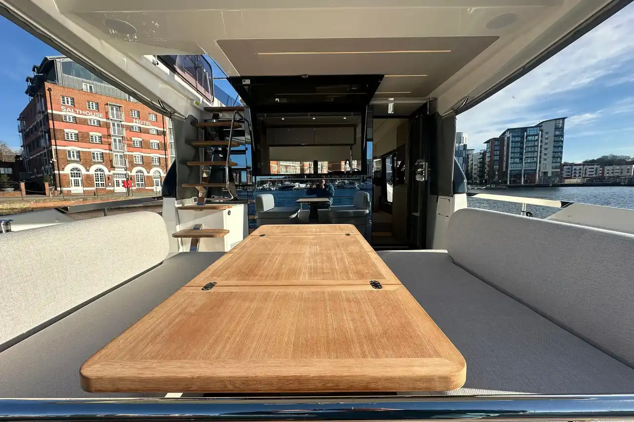 Thumbnail von Prestige F4.9