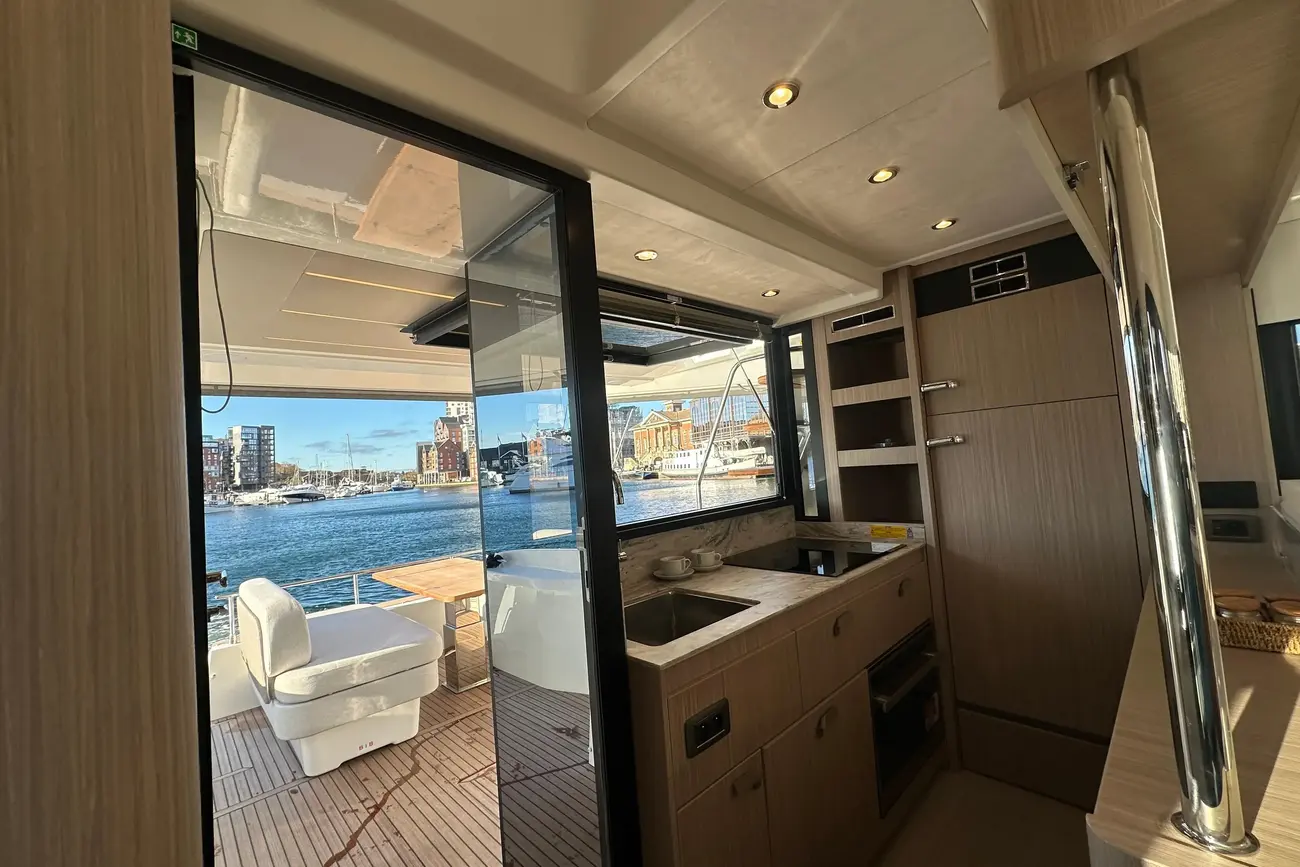 Thumbnail von Prestige F4.9