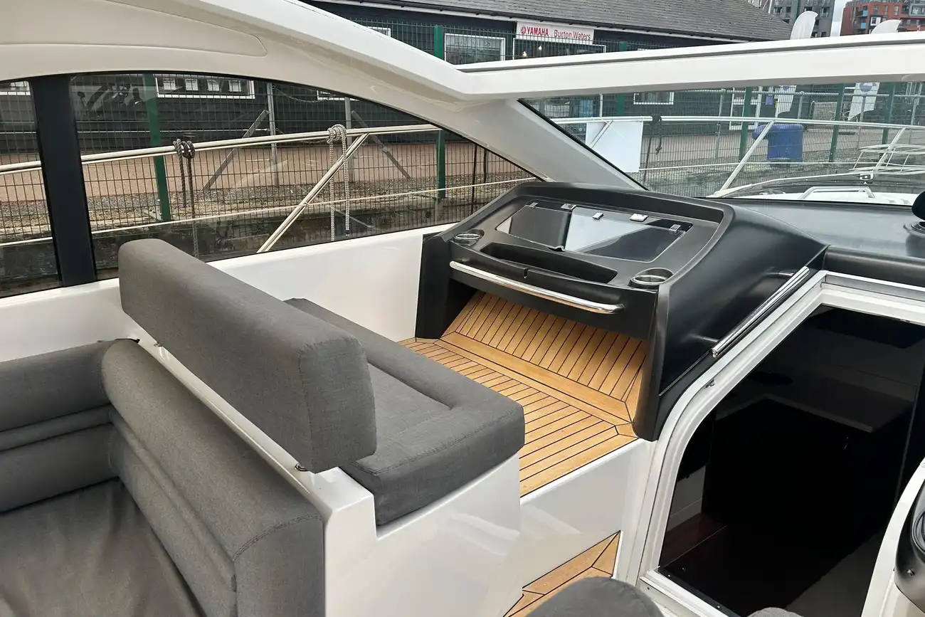 Thumbnail von Sunseeker Portofino 48