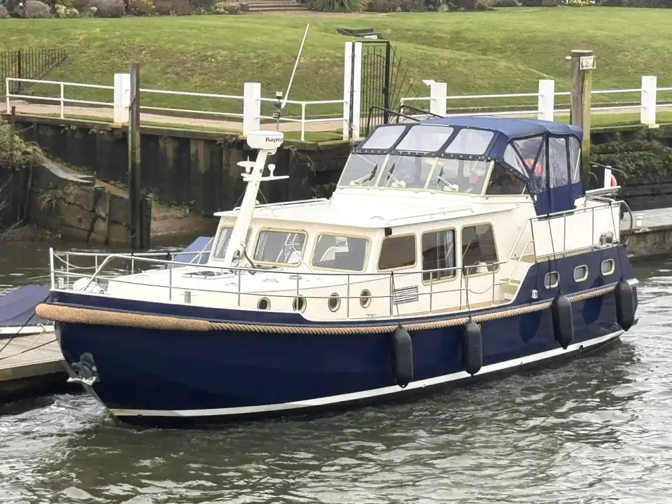 Stevens 1200 Vlet Lying Elsewhere oglądanie tylko po umówieniu się