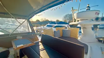 Thumbnail von Sealine F36 Sea Witch