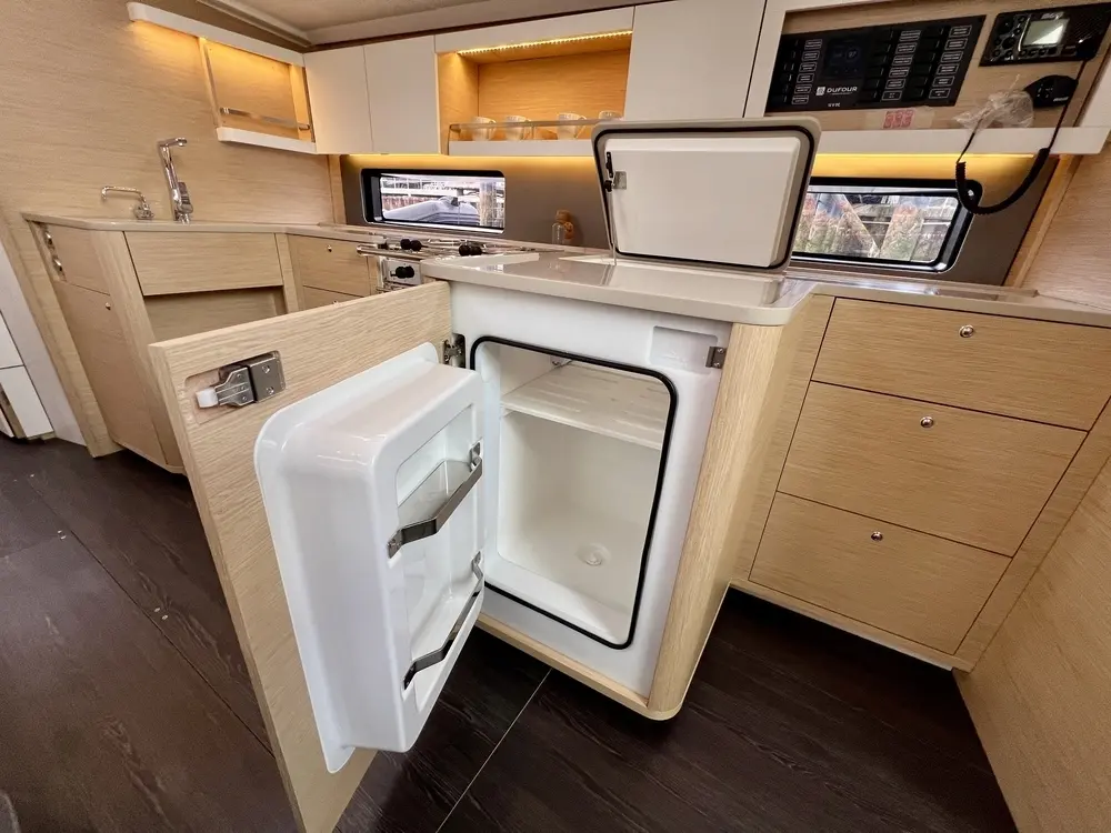 Thumbnail von Dufour 44 New #092