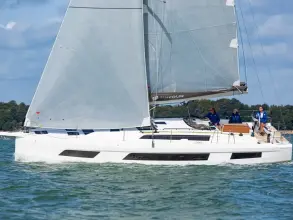 Thumbnail von Dufour 44 Nový #092